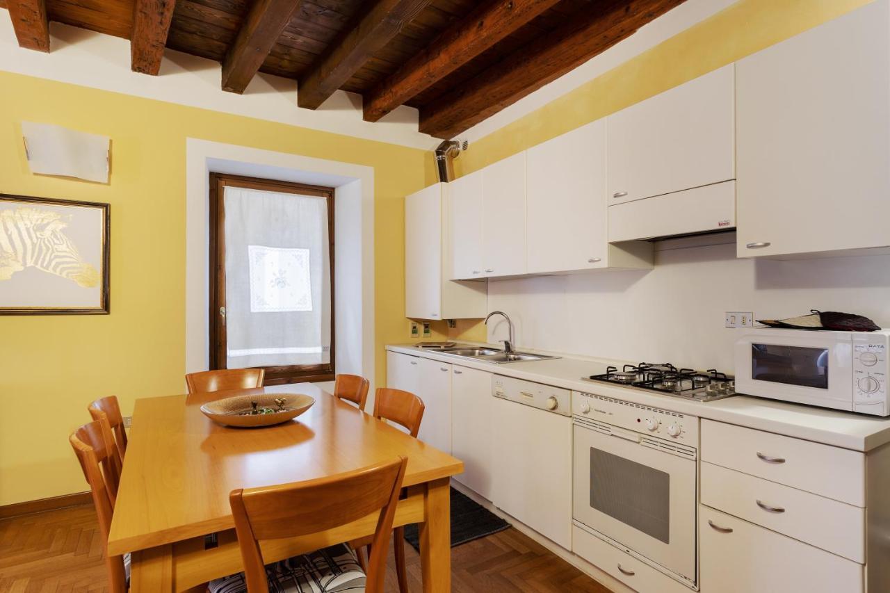 Citta Antica Charming Flat Apartment เวโรนา ภายนอก รูปภาพ